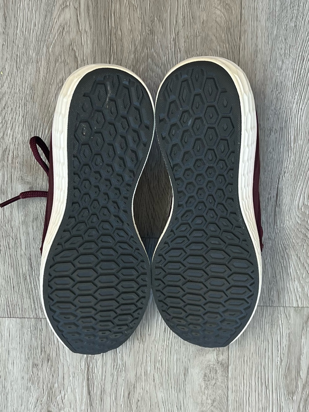 Women's Athletic Knit Sneakers in Burgundy - Picture 4 of 4